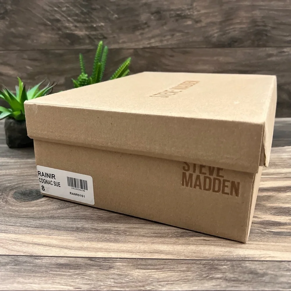 Steve Madden nib steve